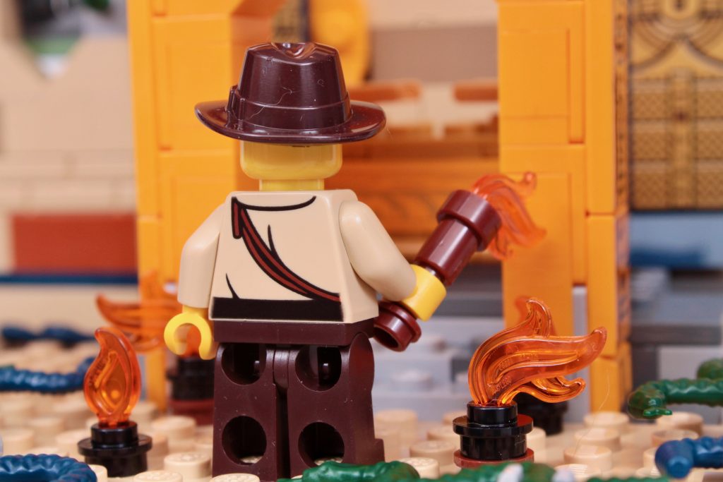 LEGO Indiana Jones 77013 Escape from the Lost Tomb Johnny Thunder Adventurers 7 1024x683