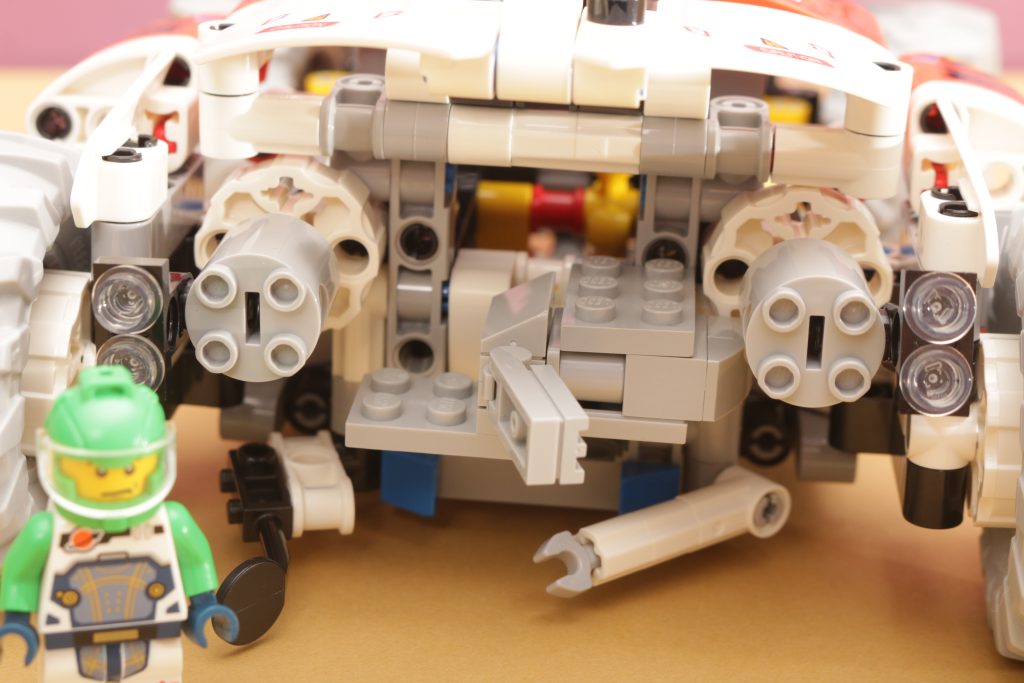 How to make LEGO Technic 42178 Surface Space Loader minifigure scale 27 1024x683