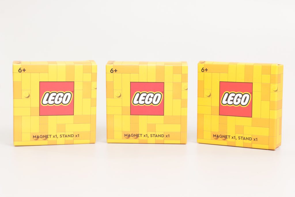Duck Space and Knight themed magnets – reviewing some LEGO Insiders rewards 1 1024x683