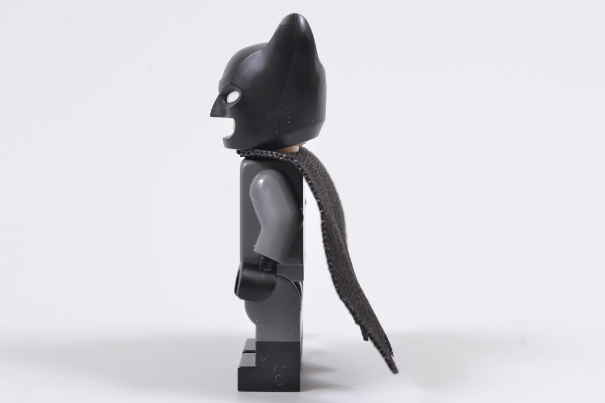 LEGO DC 76332 The Batman Batmobile 25 1200x800