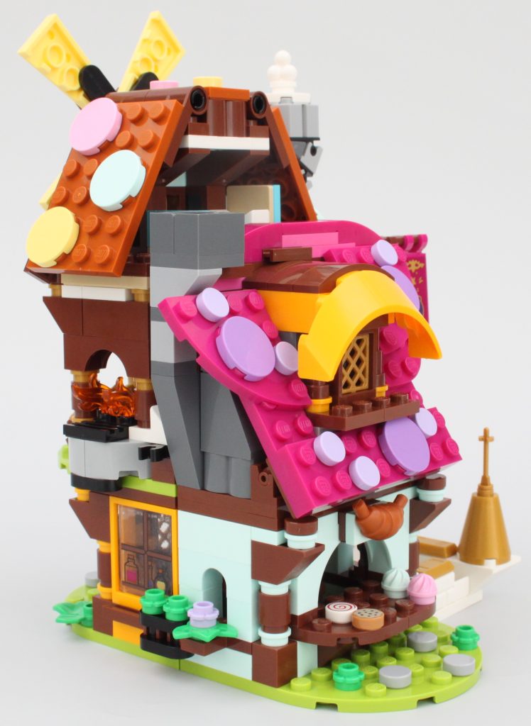 LEGO 40657 Dream Village Dreamzzz review 48 748x1024