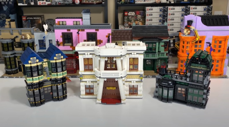 Comparing the two huge LEGO Harry Potter Diagon Alley sets