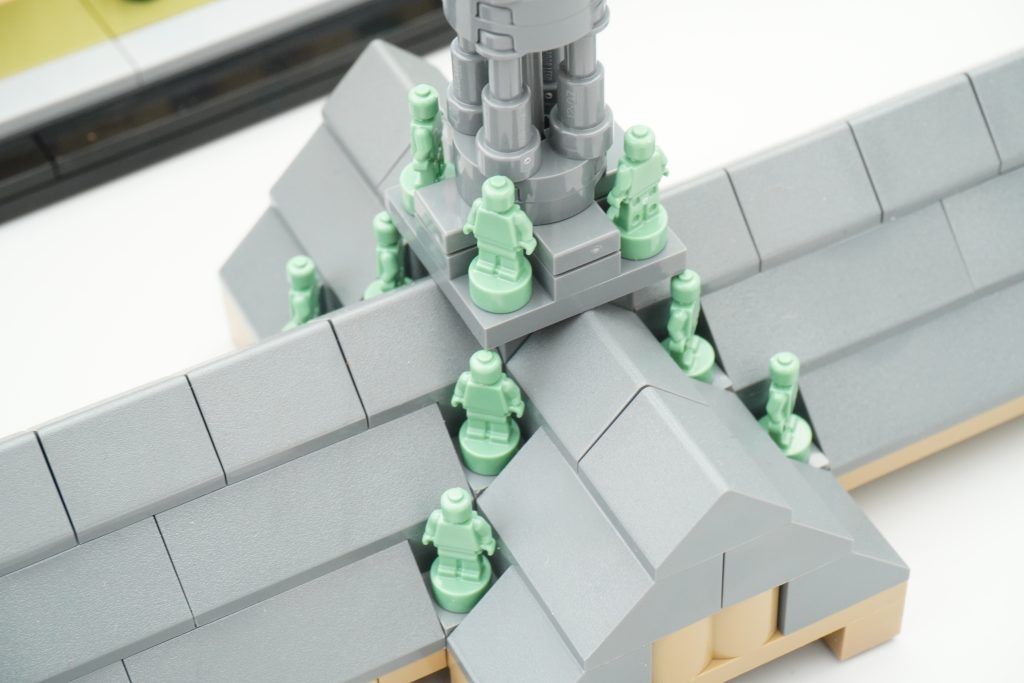 LEGO Architecture 21061 Notre Dame de Paris review 35 1024x683