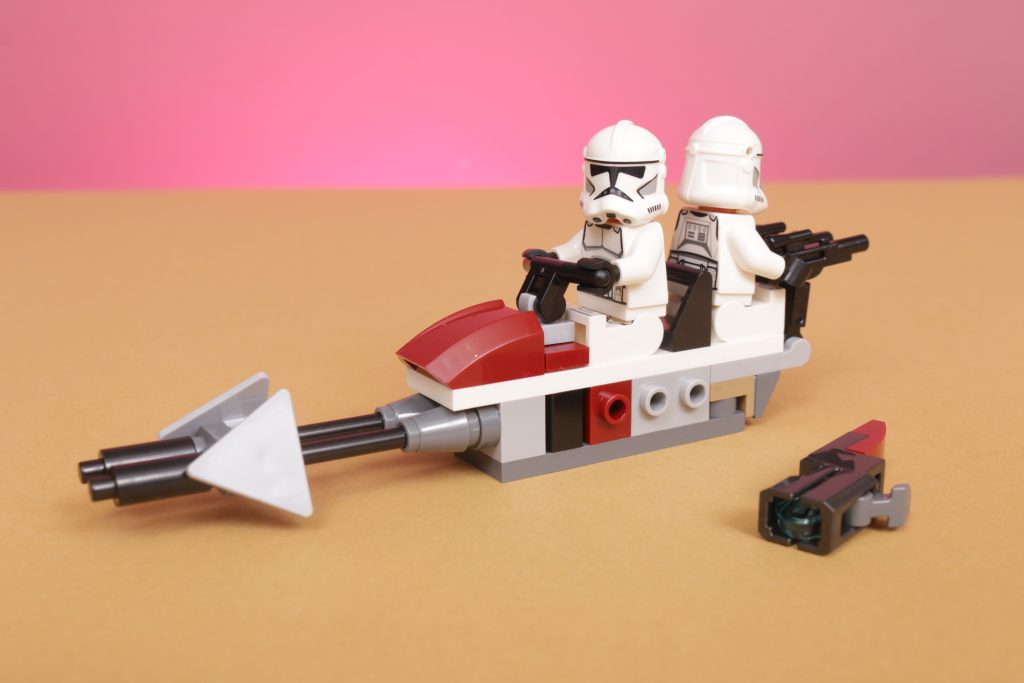 LEGO Star Wars 75372 Clone Trooper Battle Droid Battle Pack alt build 15 1024x683