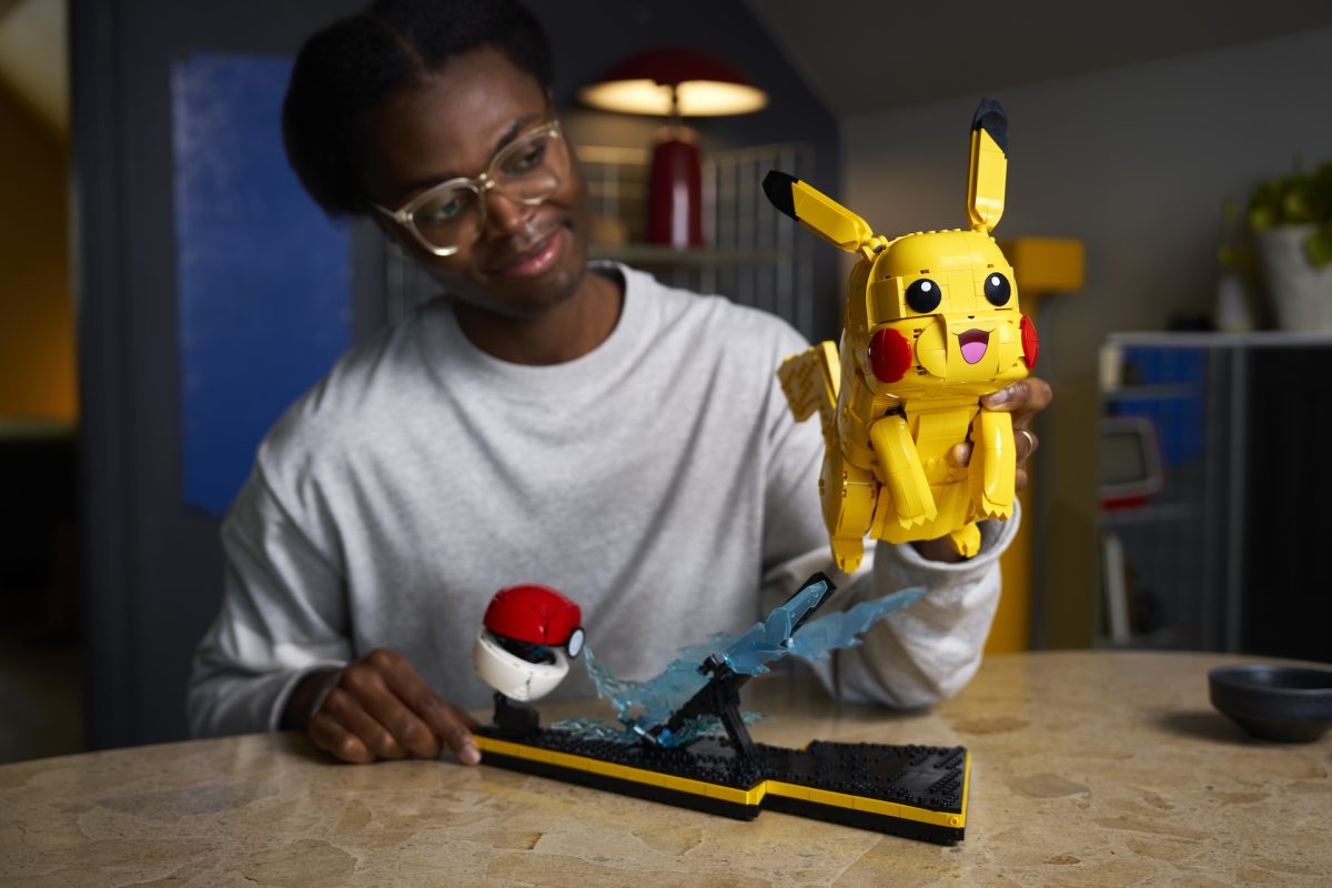 LEGO Pokemon 72152 Pikachu and Poke Ball 18 1200x800