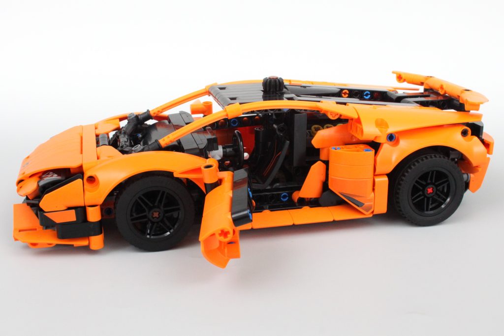 lego technic 42196 lamborghini huracan orange review 20 1024x683