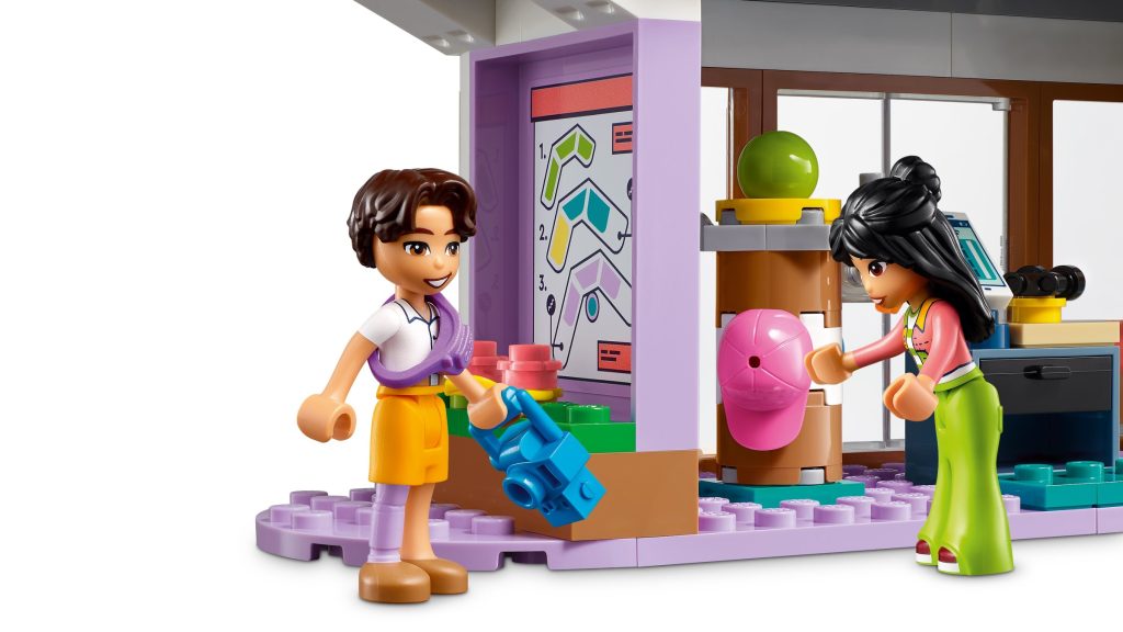 LEGO Friends 42604 Heartlake City Shopping Mall 6 1024x576