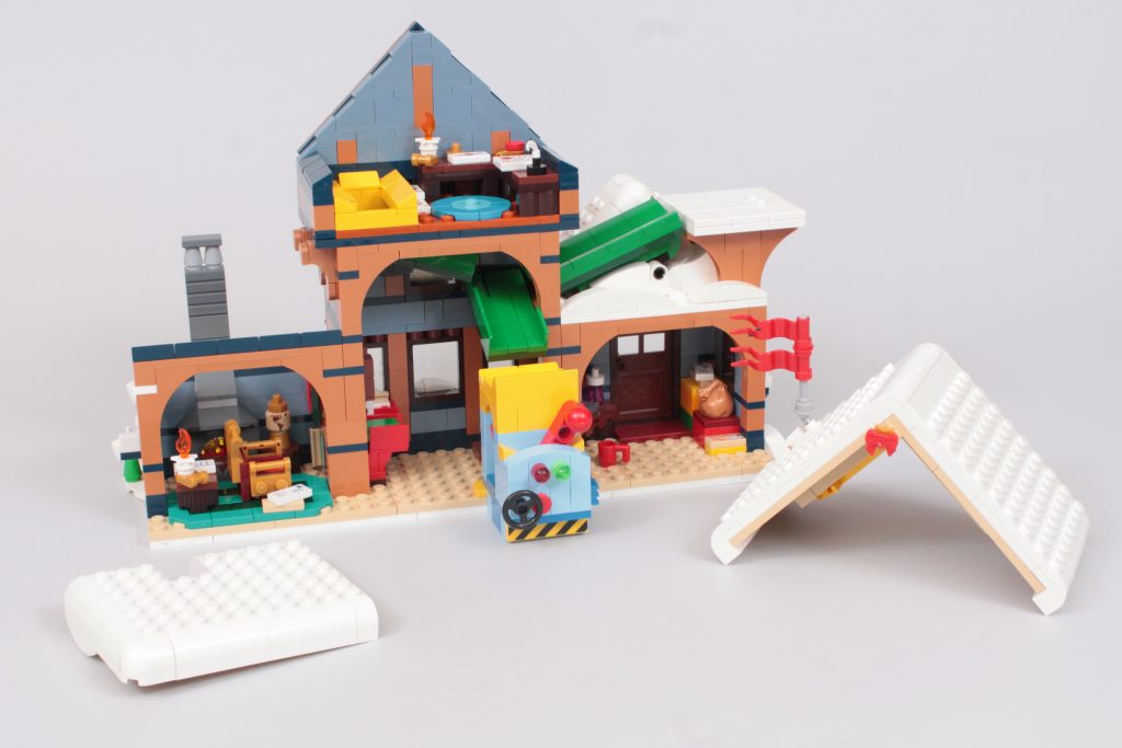 LEGO Winter Village 10339 Santas Post Office review 5 1024x683