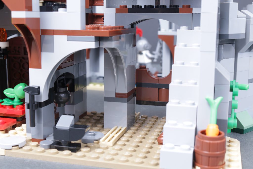 LEGO Creator 3 in 1 31168 Medieval Horse Knight Castle review 21 1024x683