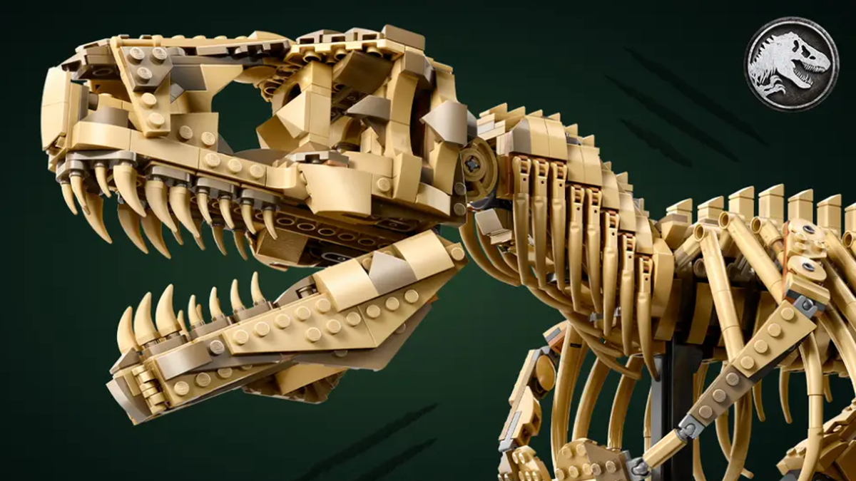 Is LEGO Jurassic Park Tyrannosaurus rex the biggest LEGO dinosaur to date?