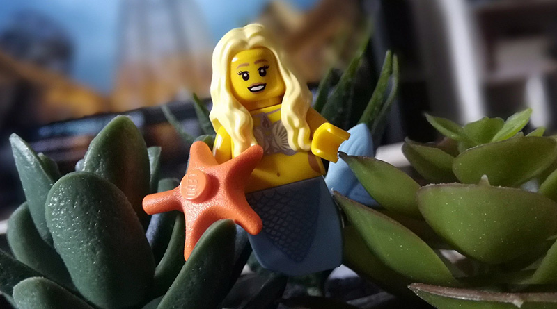 Brick Pic of the Day: Mermaid
