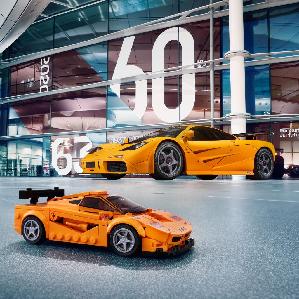 LEGO Speed Champions 76918 McLaren Solus GT McLaren F1 LM comparison 1024x1024