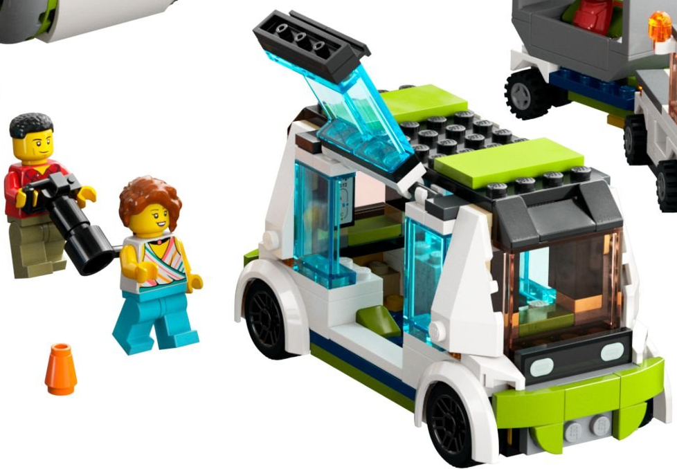 lego 60367 passenger airplane apron bus 2