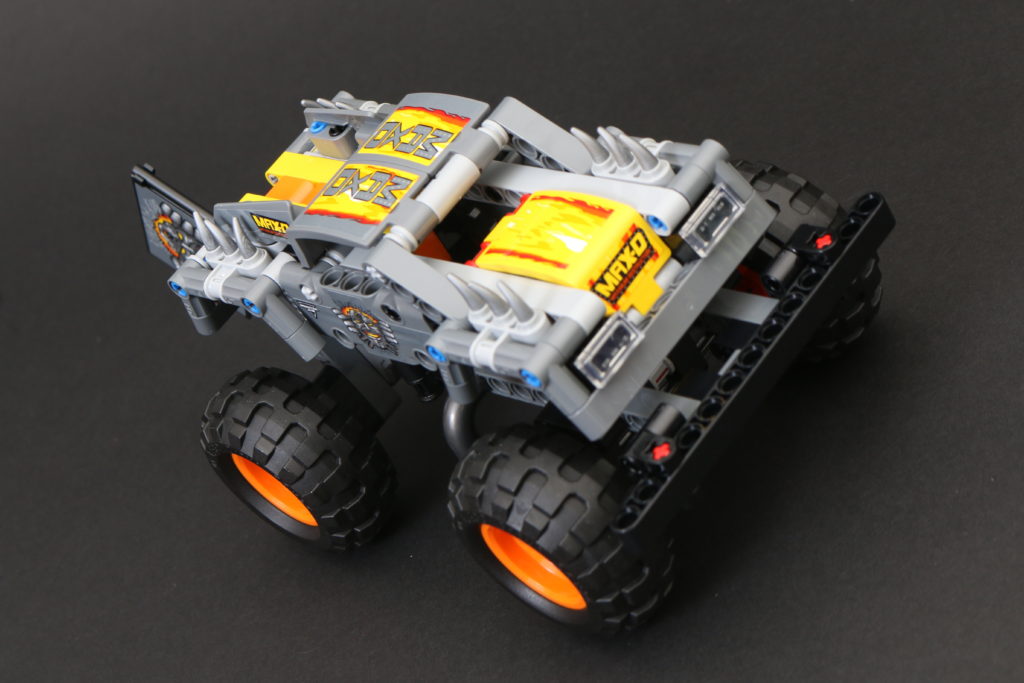 LEGO Technic 42119 Monster Jam Max D review 12