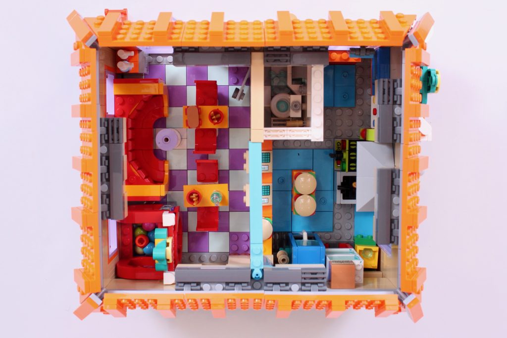LEGO Icons 10352 The Simpsons Krusty Burger review 4 1024x683