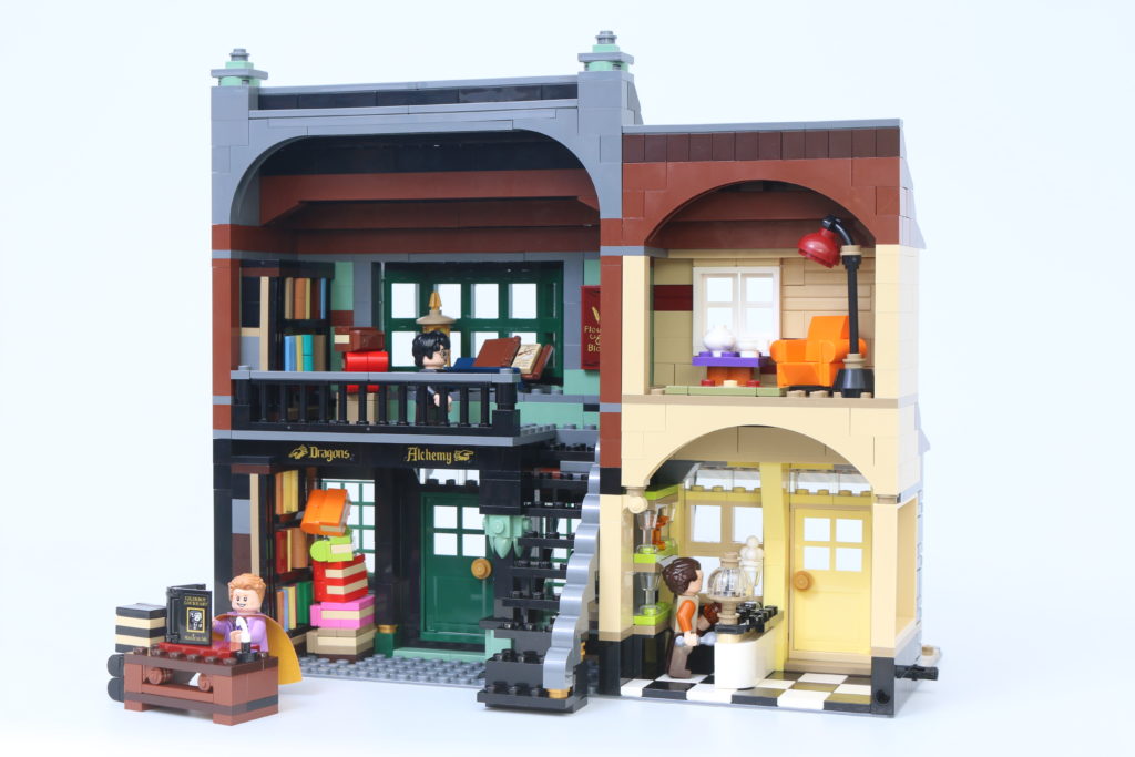 LEGO Harry Potter 75978 Diagon Alley review 50