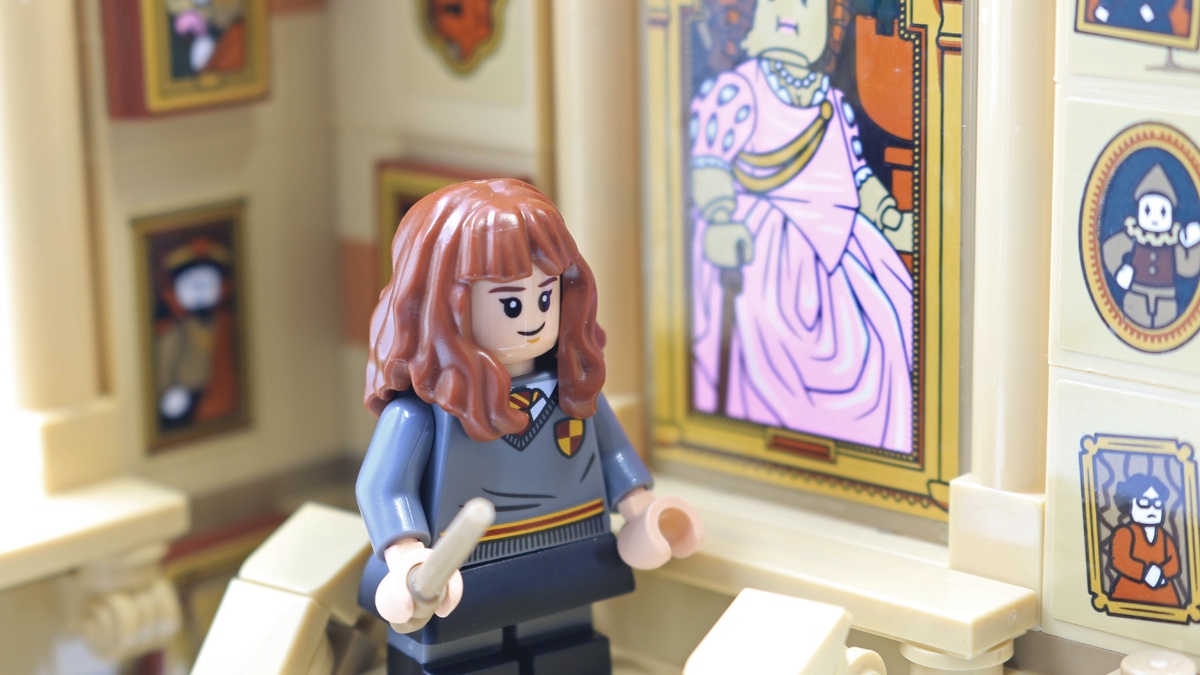 The first reviews of LEGO Harry Potter 40577 Hogwarts: Grand Staircase are here