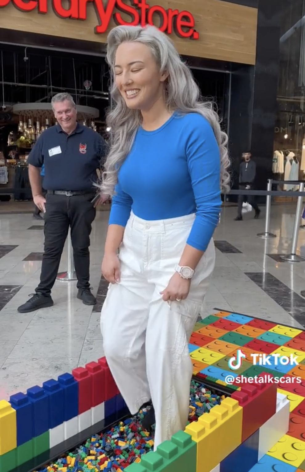 She Talks Cars LEGO Walk 2