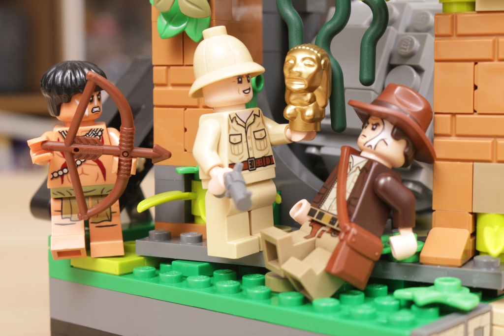 LEGO Indiana Jones 77015 Temple of the Golden Idol review 49 1024x683