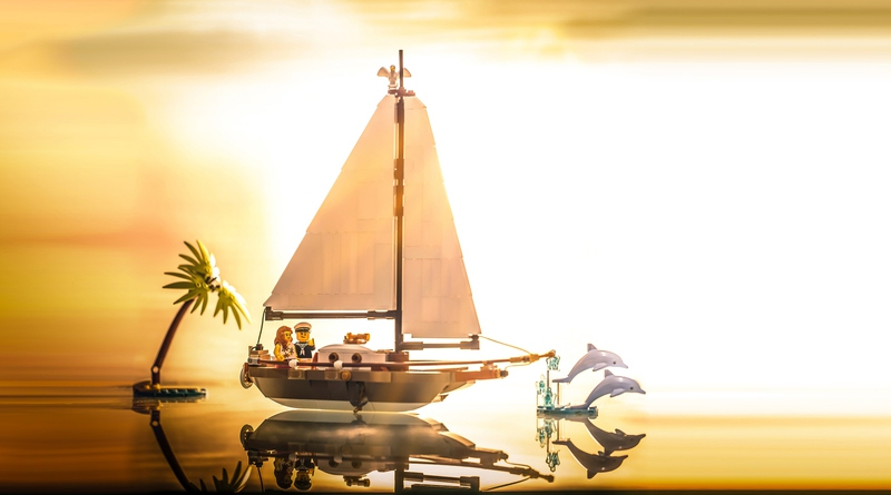 LEGO Ideas Sailing Ship Adventure to be gift with purchase set