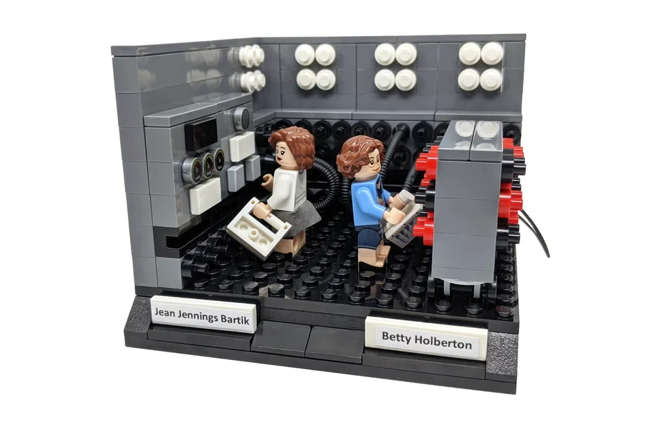 LEGO Ideas women of computing 3