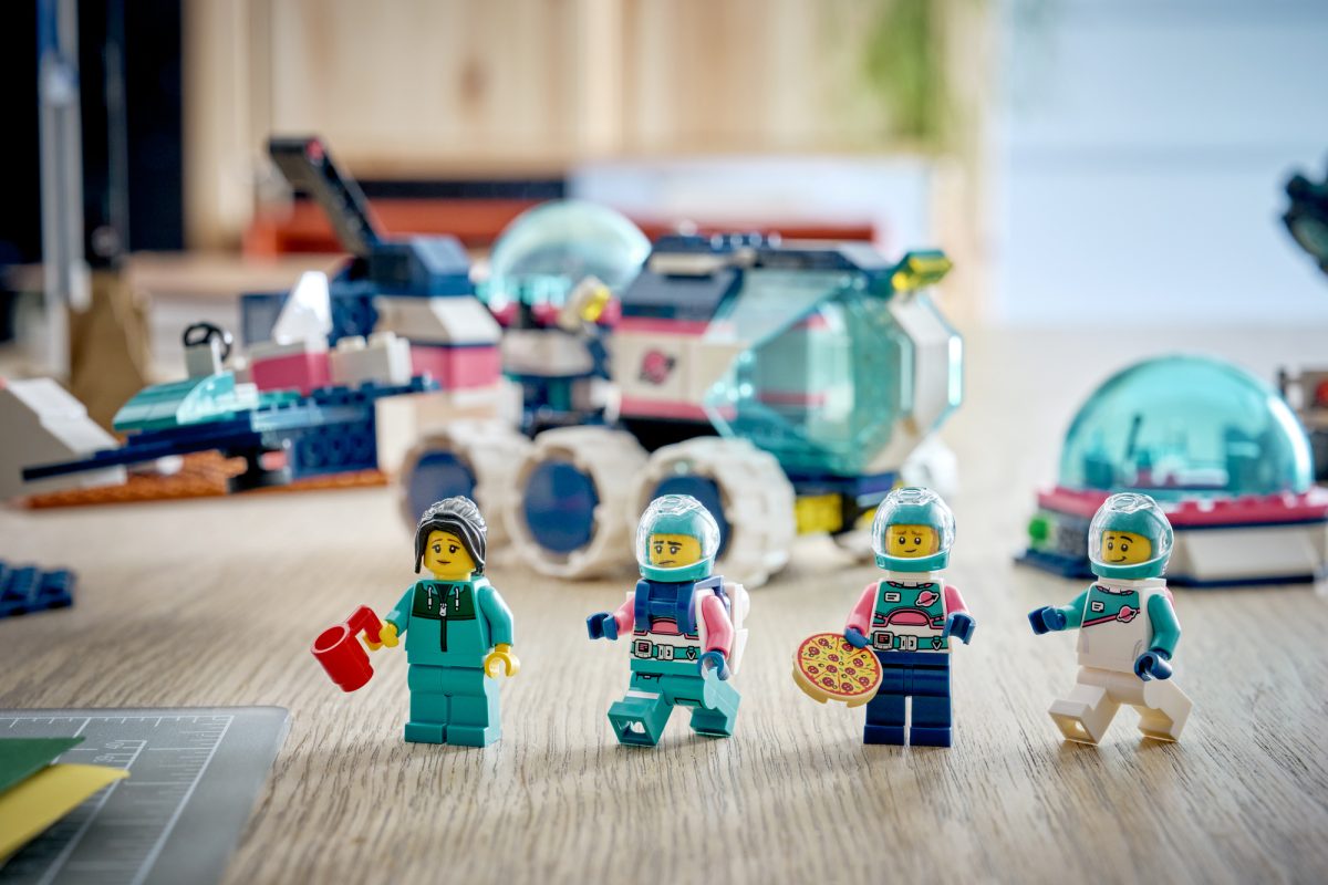 LEGO Education 45202 Mars Mission Science Kit 6 1200x800